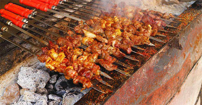 The Amazing Shanghai Eats excursion (Photo: Holland America Line) HAL'S Amazing Shanghai Eats